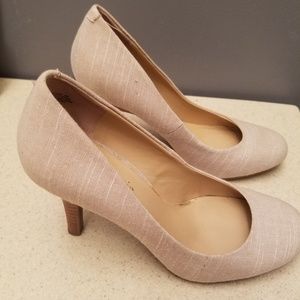Worn once....Neutral/ light beige pumps